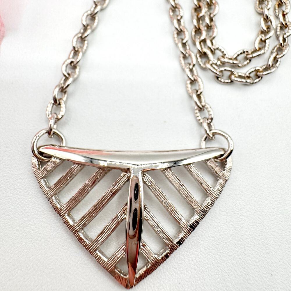 Vintage Roget Geometric Triangle Pendant Necklace Optic Shiny Silver Tone Signed